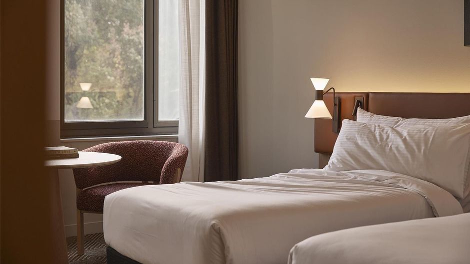 Flagstaff Gardens Melbourne Room