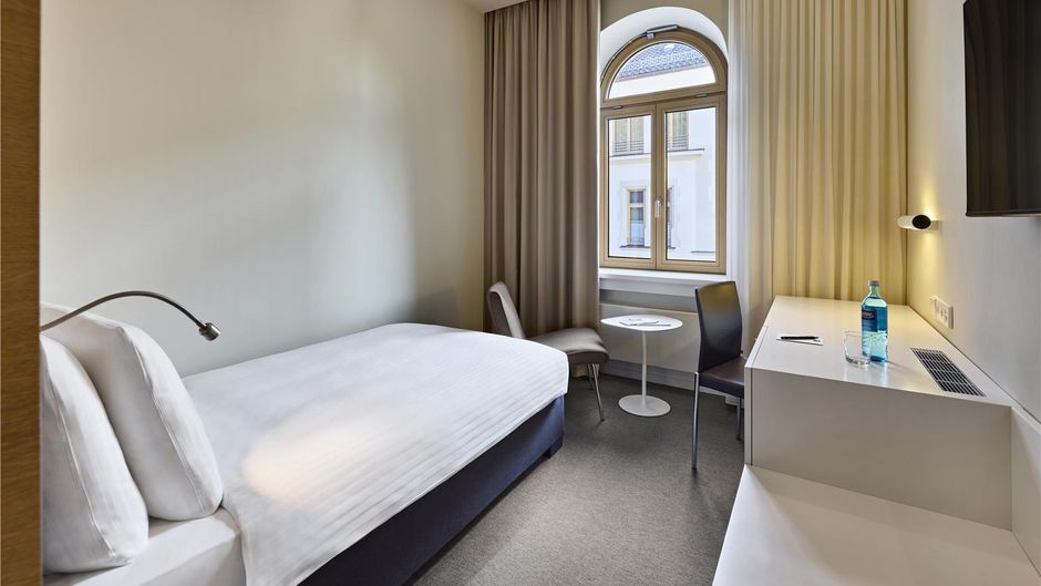 Parkhotel Jordanbad Room