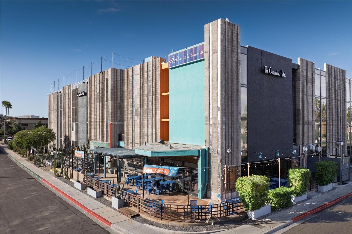 The Clarendon Hotel & Spa guest room, Phoenix
