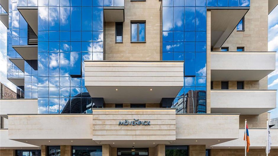 Movenpick Yerevan Exterior