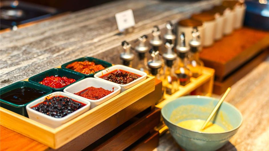 Mercure Xinyang City Center Restaurant