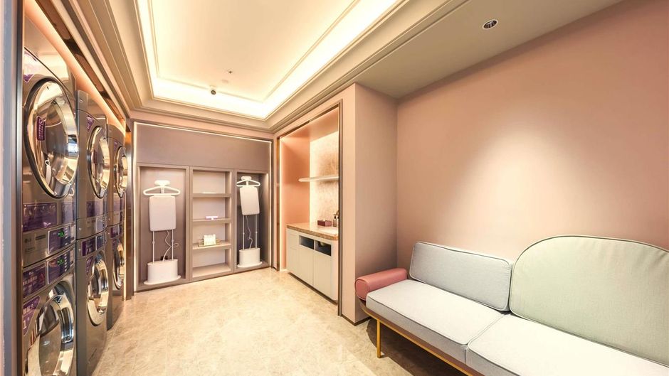 Mercure Xinyang City Center Room