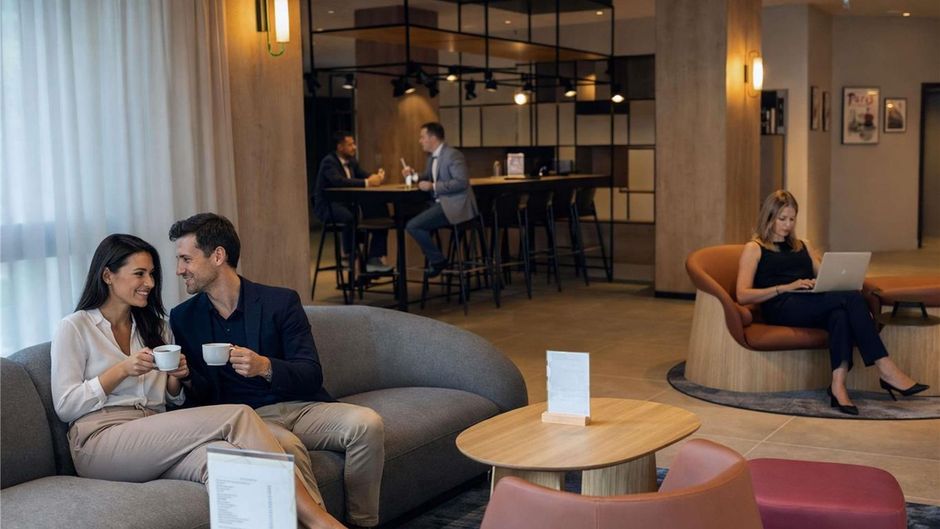 Ibis Rungis Aeroport Paris Orly Exterior
