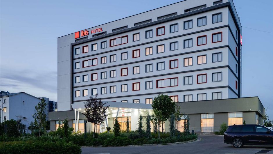 Ibis Tashkent Index Exterior