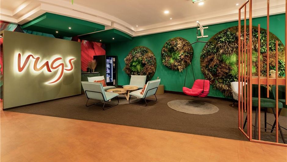 Rugs Hotel Augsburg Lobby
