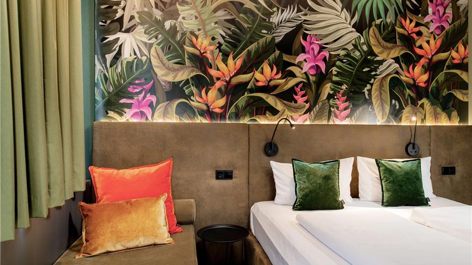 Rugs Hotel Augsburg Room