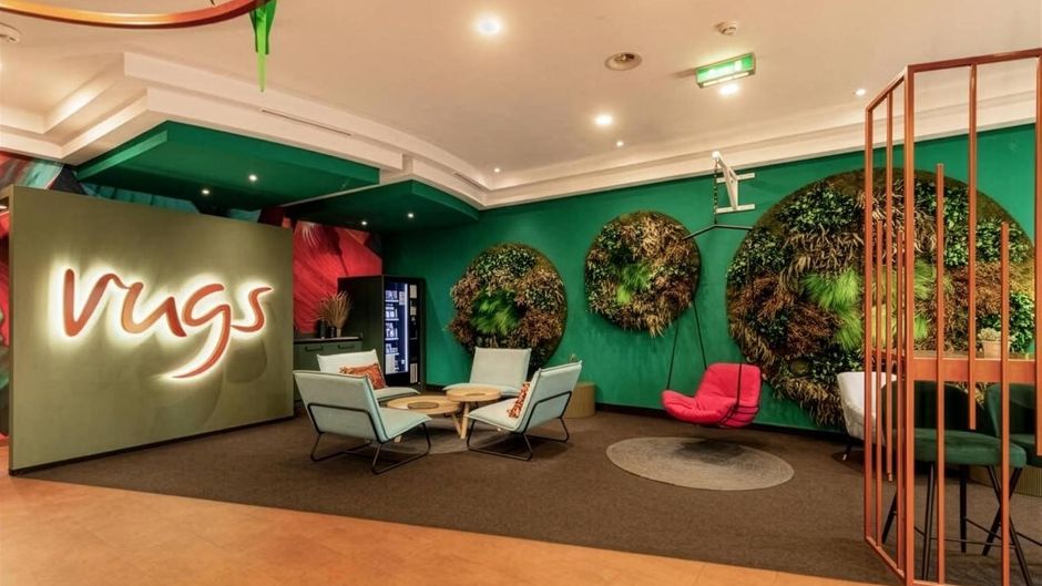 Rugs Hotel Augsburg Lobby