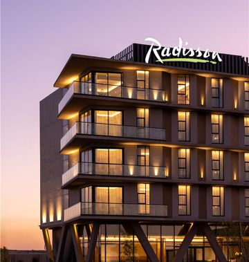 Radisson Hotel & Convention Center Steve