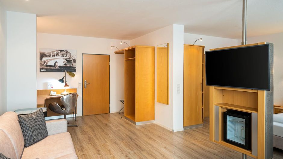 ANA Neotel Suite