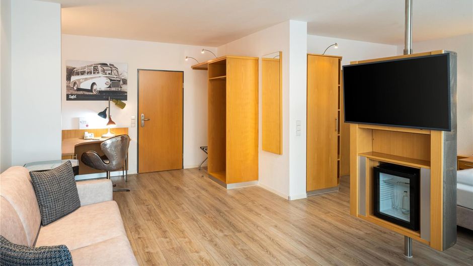 ANA Neotel Suite