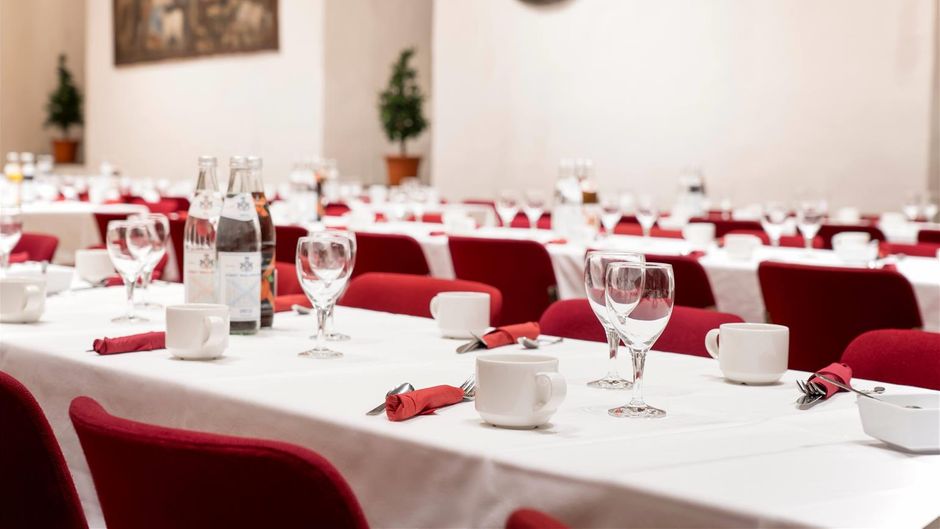 Elaya Hotel Noerdlingen Meeting