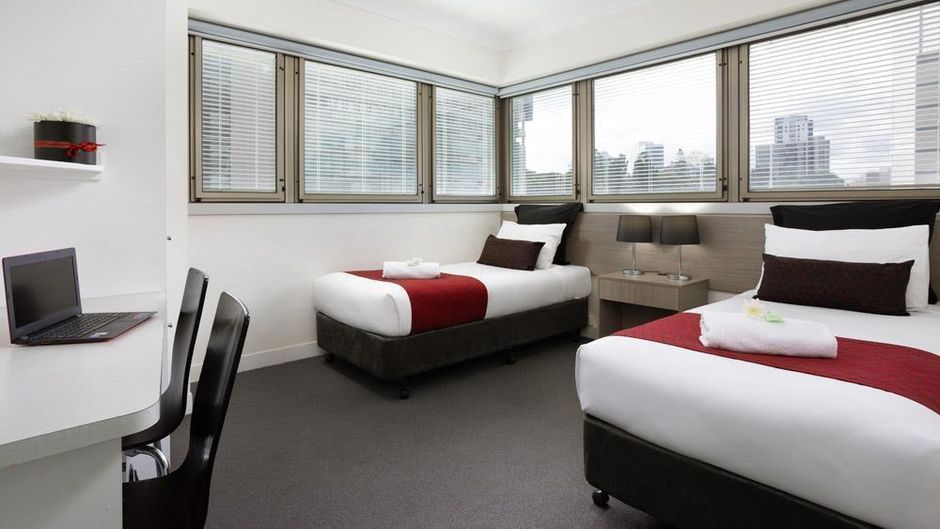 Hotel George Williams Room