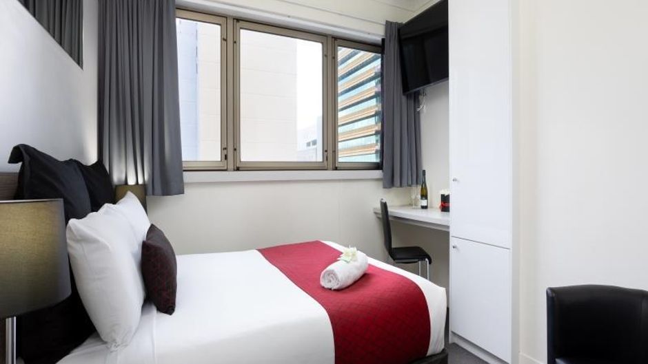Hotel George Williams Room