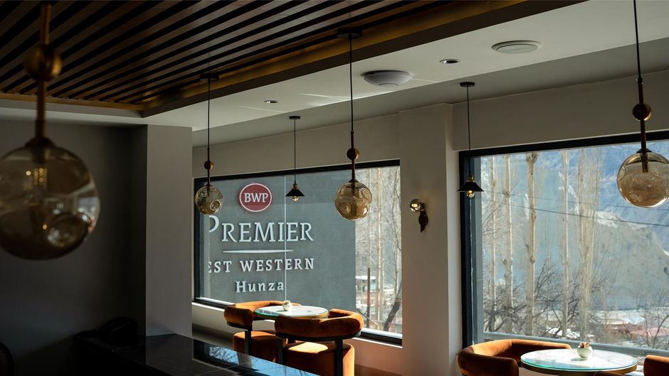 Best Western Premier Hotel Karim Abad Hu Restaurant