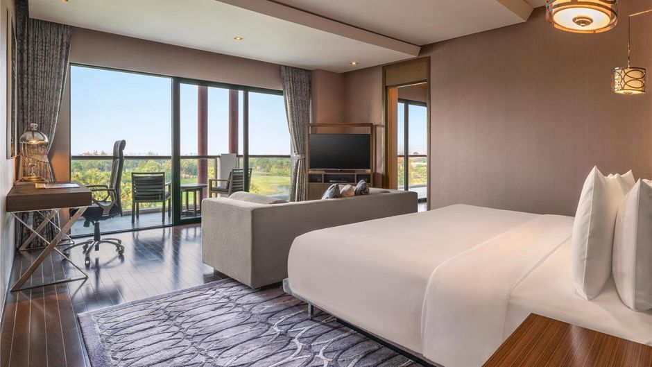 Hilton Bangkok Suvarnabhumi Golf Resort Room