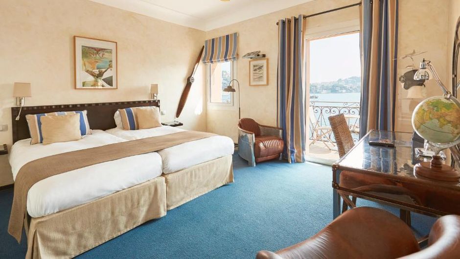 Welcome Hotel Room