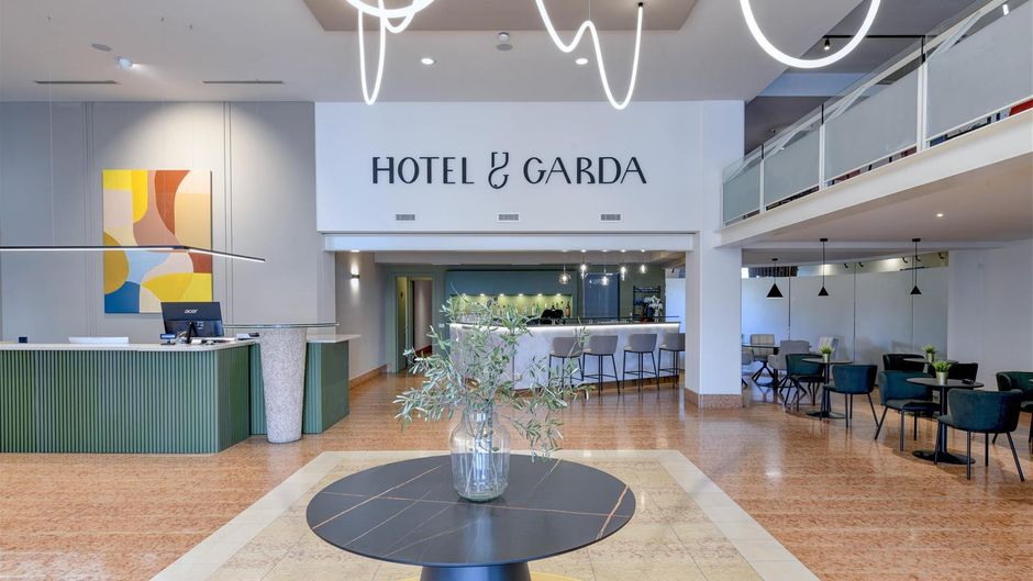 Hotel Garda Lobby
