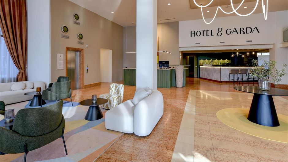 Hotel Garda Lobby