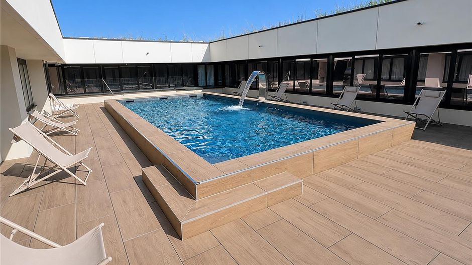 Hotel Garda Pool