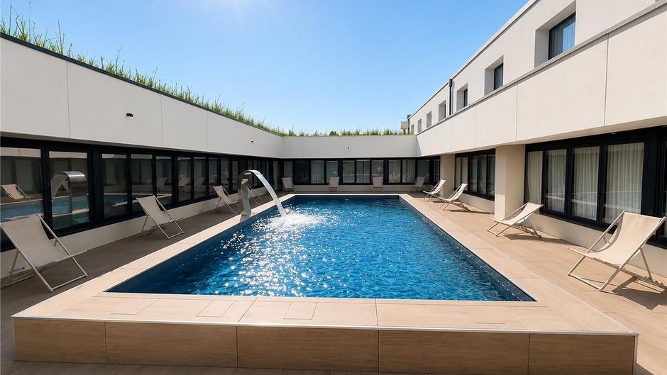 Hotel Garda Pool