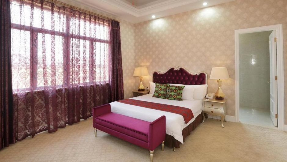 The President Walmont Hotel Room