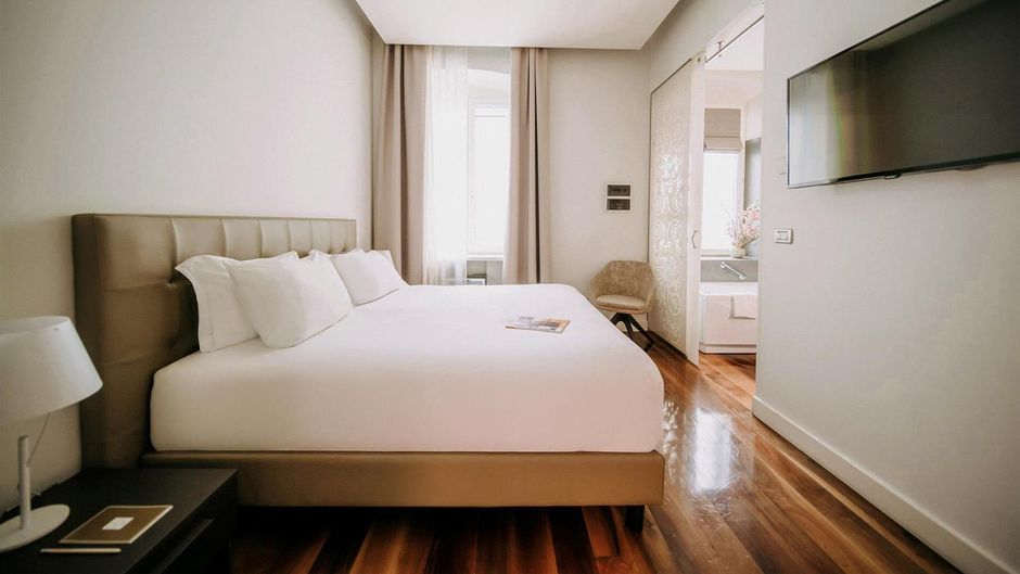 Hotel Duchi Vis a Vis Room
