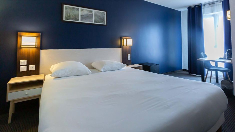 Hotel L'Eaubonne Room