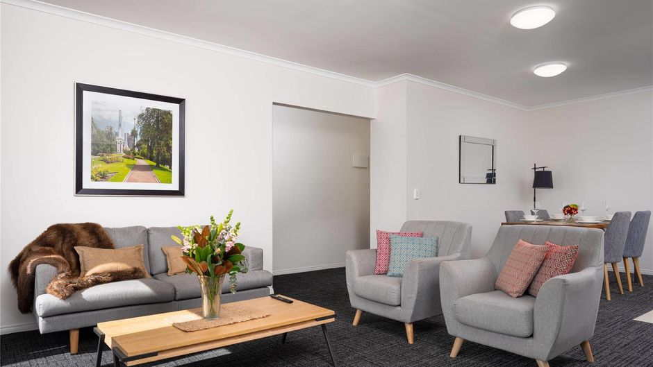 MainStay Suites Kew Room