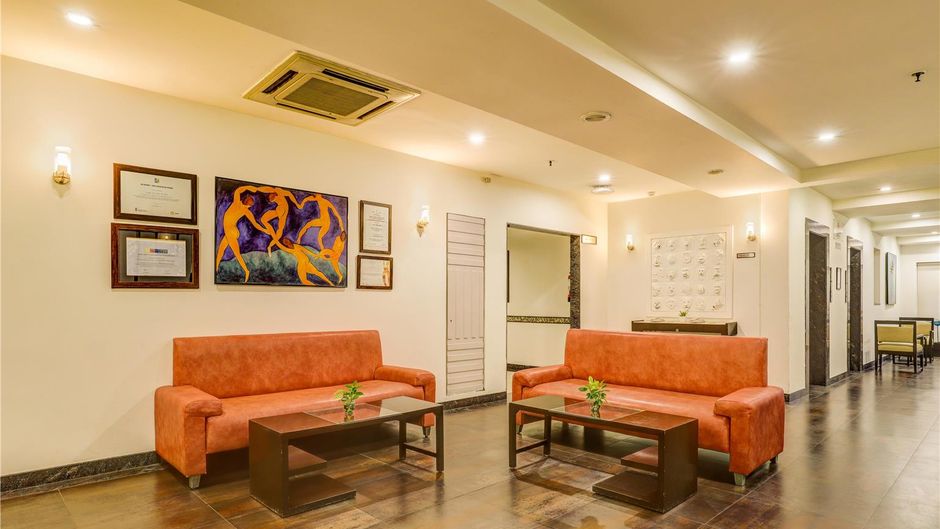 Lemon Tree Hotel, East Delhi Mall Lobby