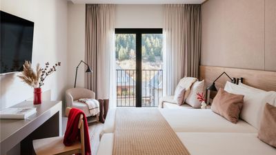 AC Baqueira Ski Resort, Autograph