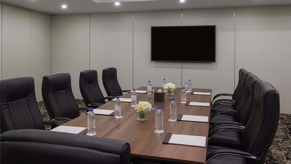 Grand Mercure Business Bay Meeting