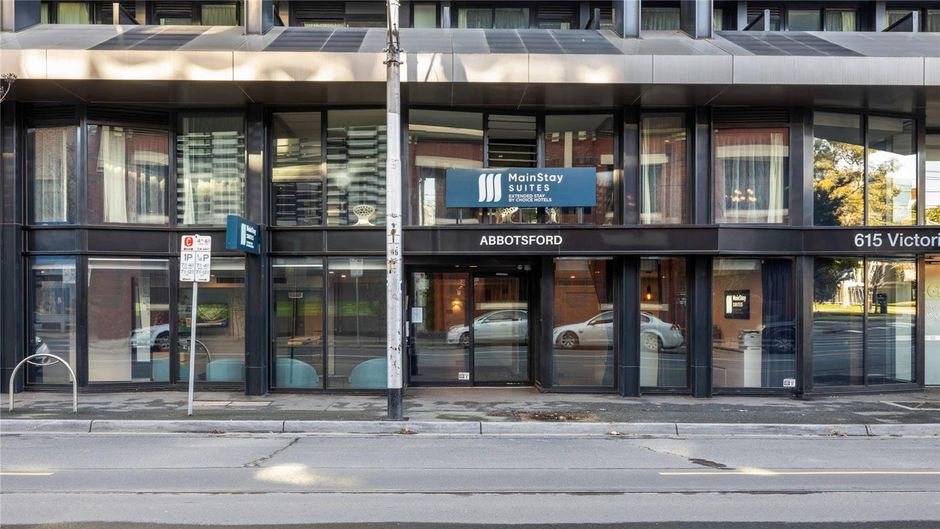 Corporate Living  Abbotsford Exterior