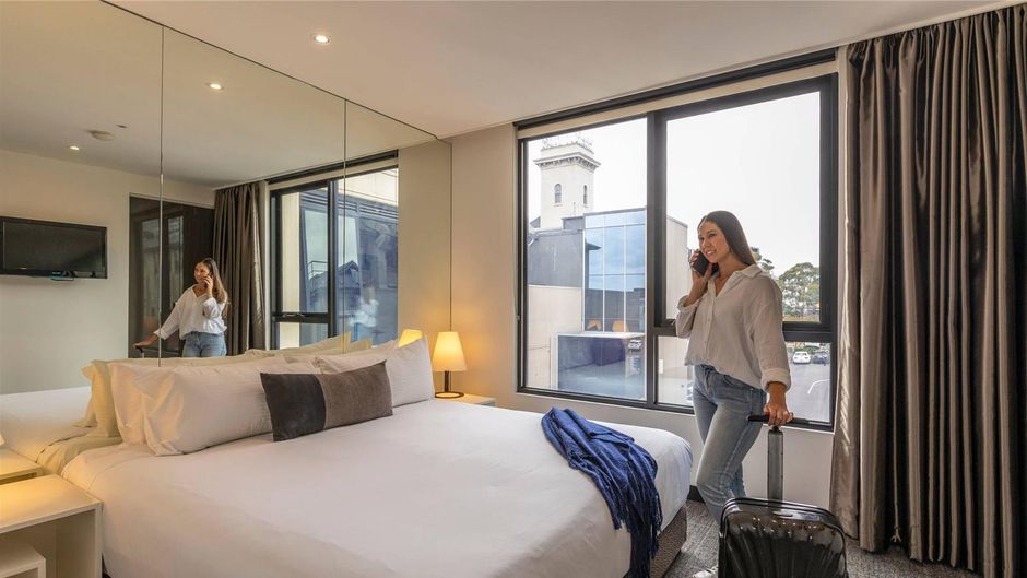 Corporate Living Hawthorn Room