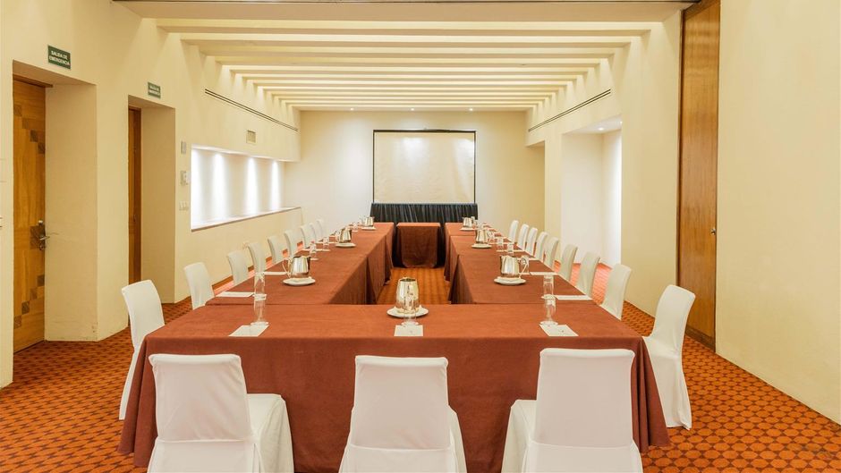 Barcelo Monterrey Valle Meeting