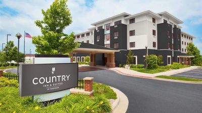 The Q Hotel and Suites