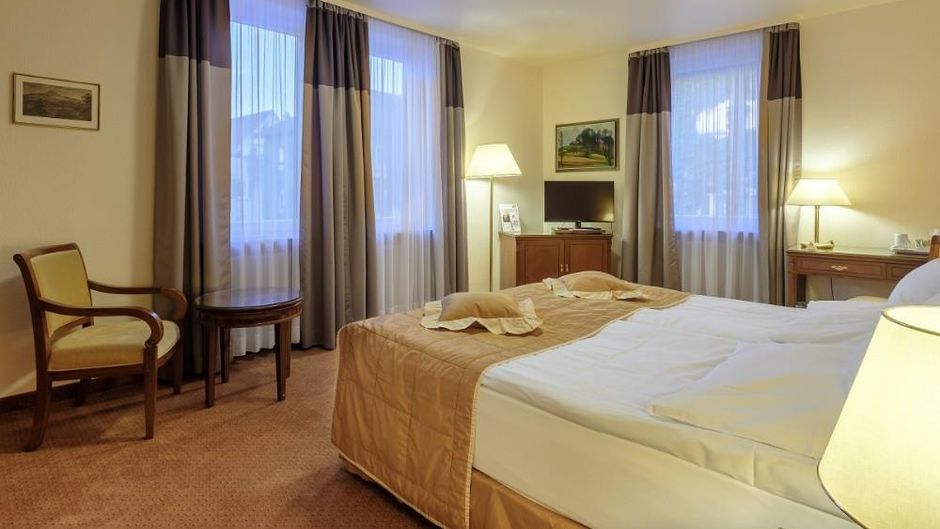 Hotel Restaurant Hohenstaufen Room
