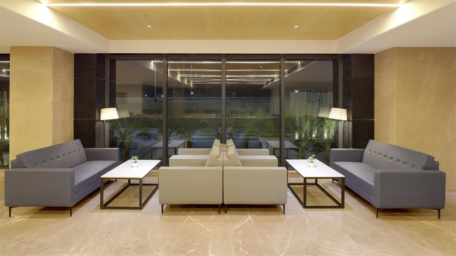Lemon Tree Hotel, Agra Lobby