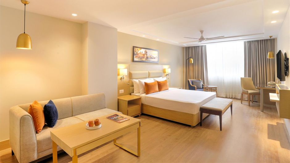 Lemon Tree Hotel Aligarh Room