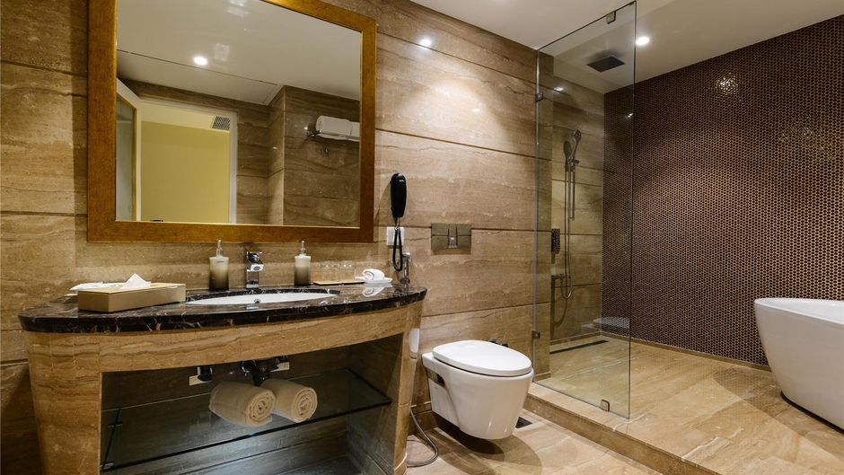 Lemon Tree Premier The Atrium Suite