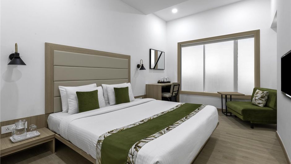Lemon Tree Hotel Vadodara Room