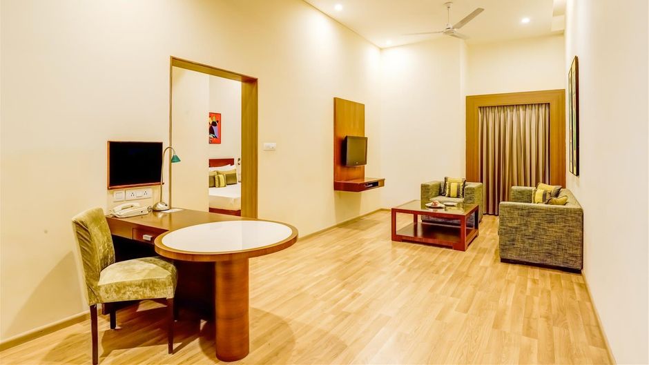 Lemon Tree Hotel, Electronics City Suite
