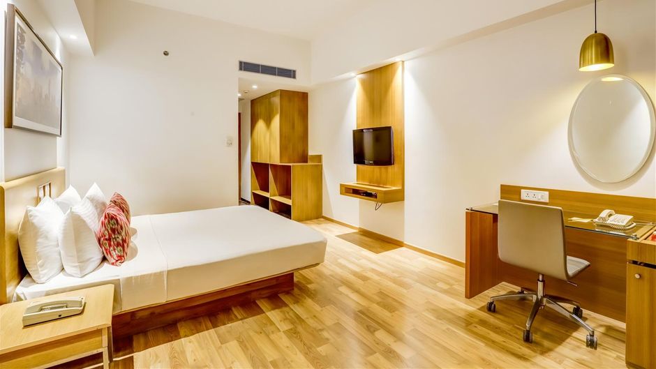 Lemon Tree Hotel, Electronics City Room