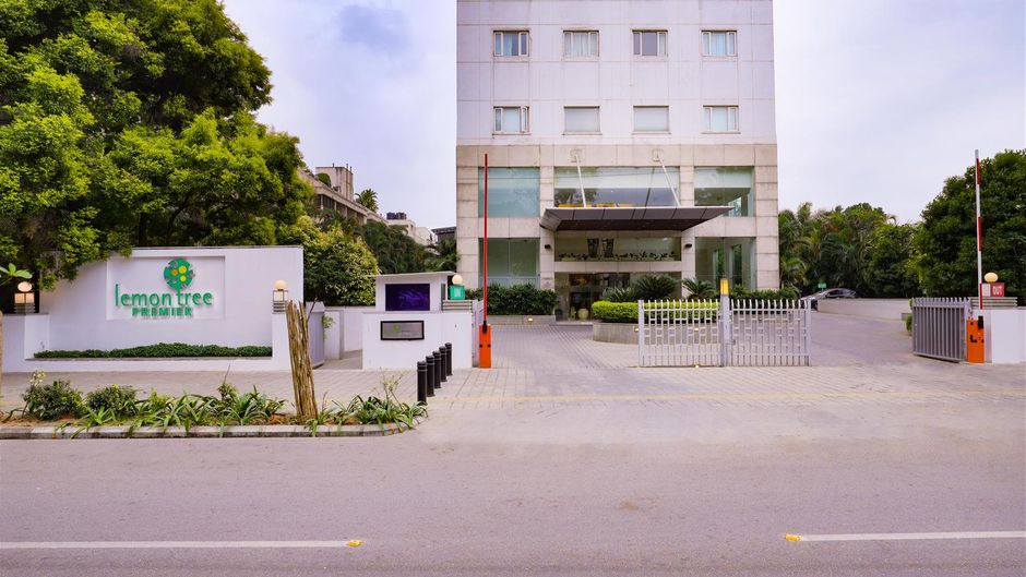 Lemon Tree Premier, Ulsoor Lake Exterior