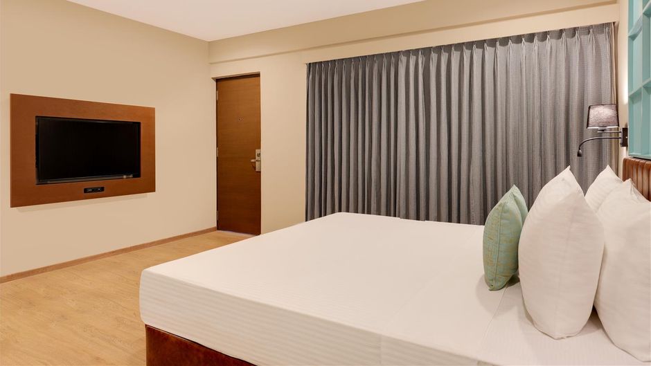 Lemon Tree Suites Whitefield Room