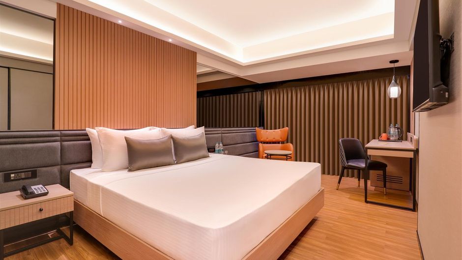 Lemon Tree Premier, Malad, Mumbai Room