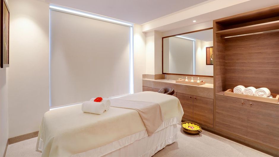 Lemon Tree Premier, Mumbai Intl Airport Spa
