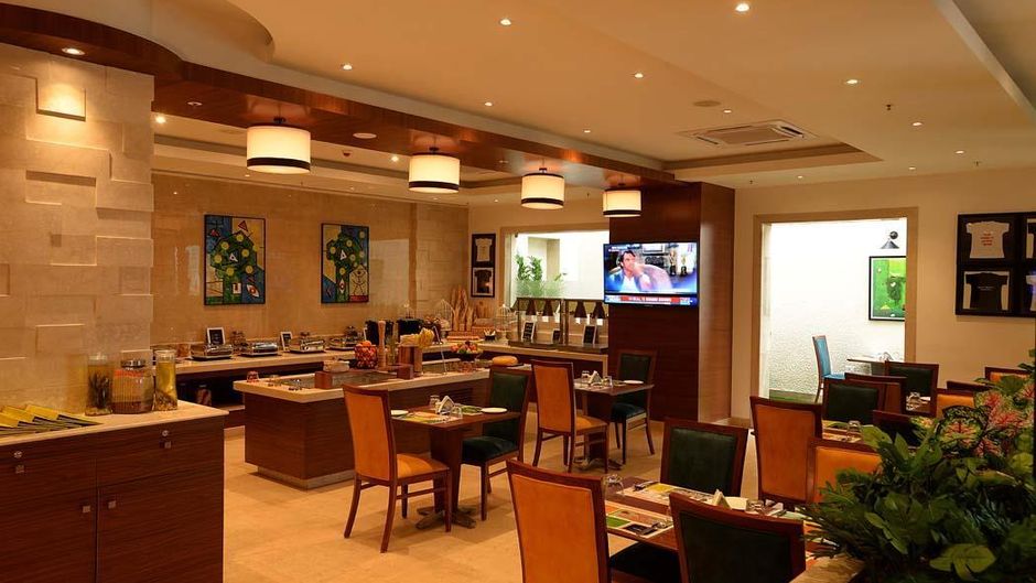 Lemon Tree Hotel Coimbatore Restaurant