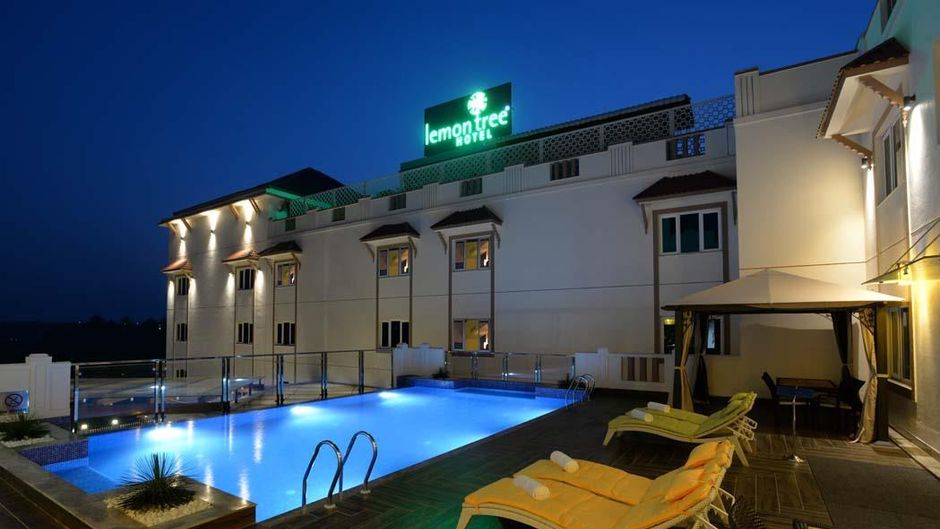 Lemon Tree Hotel Coimbatore Pool