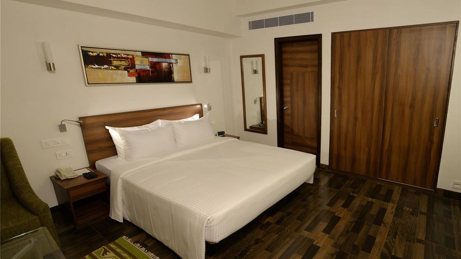 Lemon Tree Hotel Coimbatore Suite