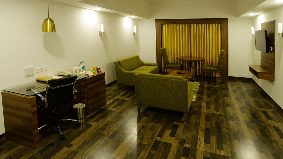 Lemon Tree Hotel Coimbatore Suite